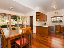 DINING_22_Sharland_Ave_Chatswood